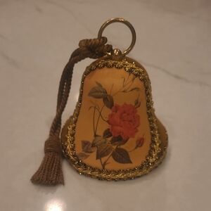 Reuge Collectors 1975 First Issue Musical Mothers Day Bell